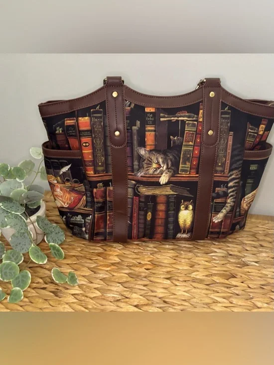 🐈Bradford Exchange Cat & Books Classic Tails Tote Bag 🐈‍⬛ - Picture 10 of 16